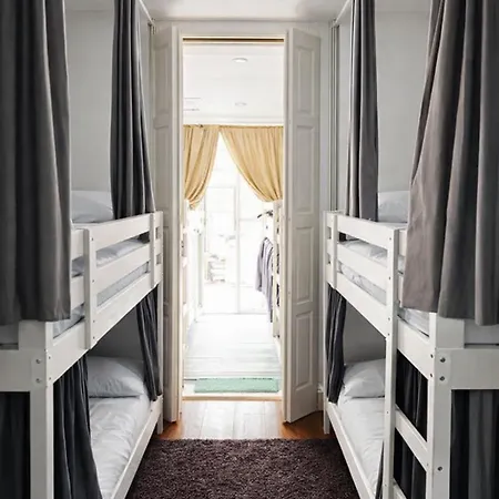 Casa de hóspedes Ndussole 2*