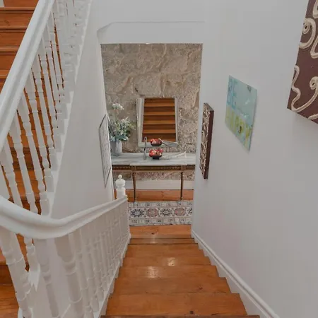 Ndussole Konukevi Porto